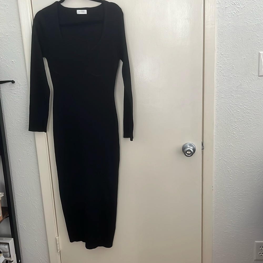 Meshki Black Long sleeve knit midi dress